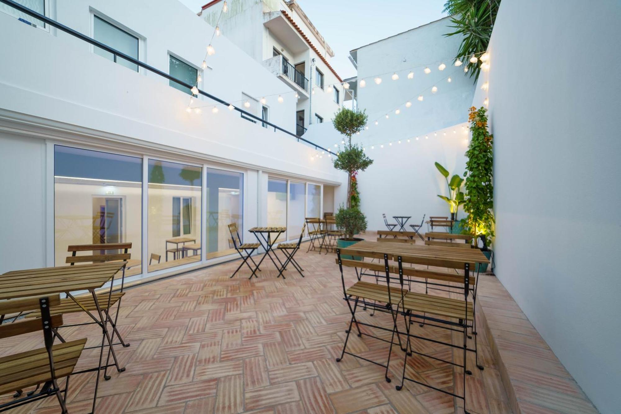 Atlantic Bliss Hostel Albufeira Exterior photo